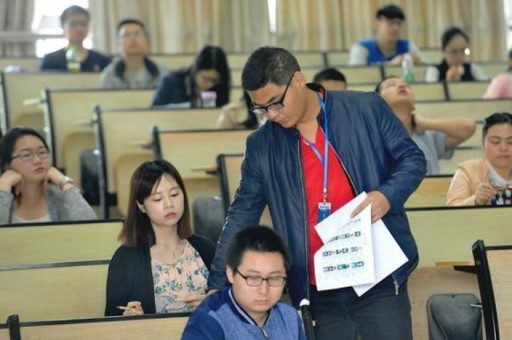 更换驾照体检挂什么科（更换驾照体检挂什么科室）